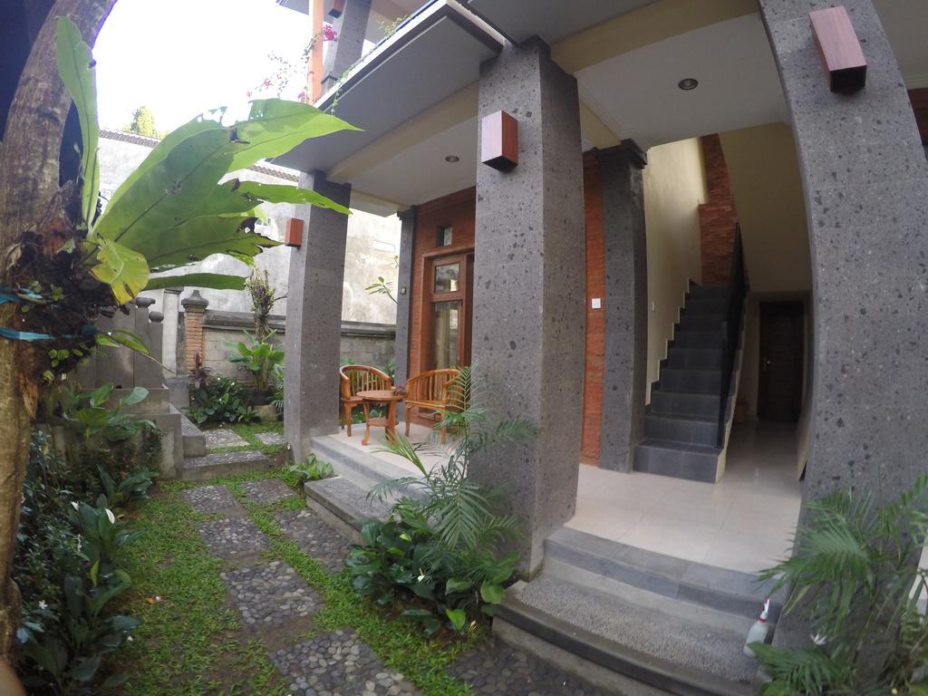 Utari House Hotel Ubud Eksteriør billede