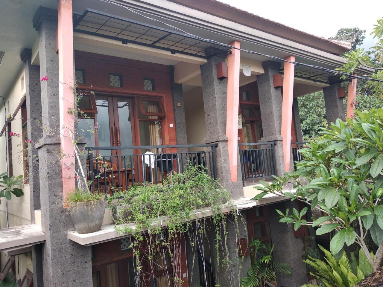Utari House Hotel Ubud Eksteriør billede